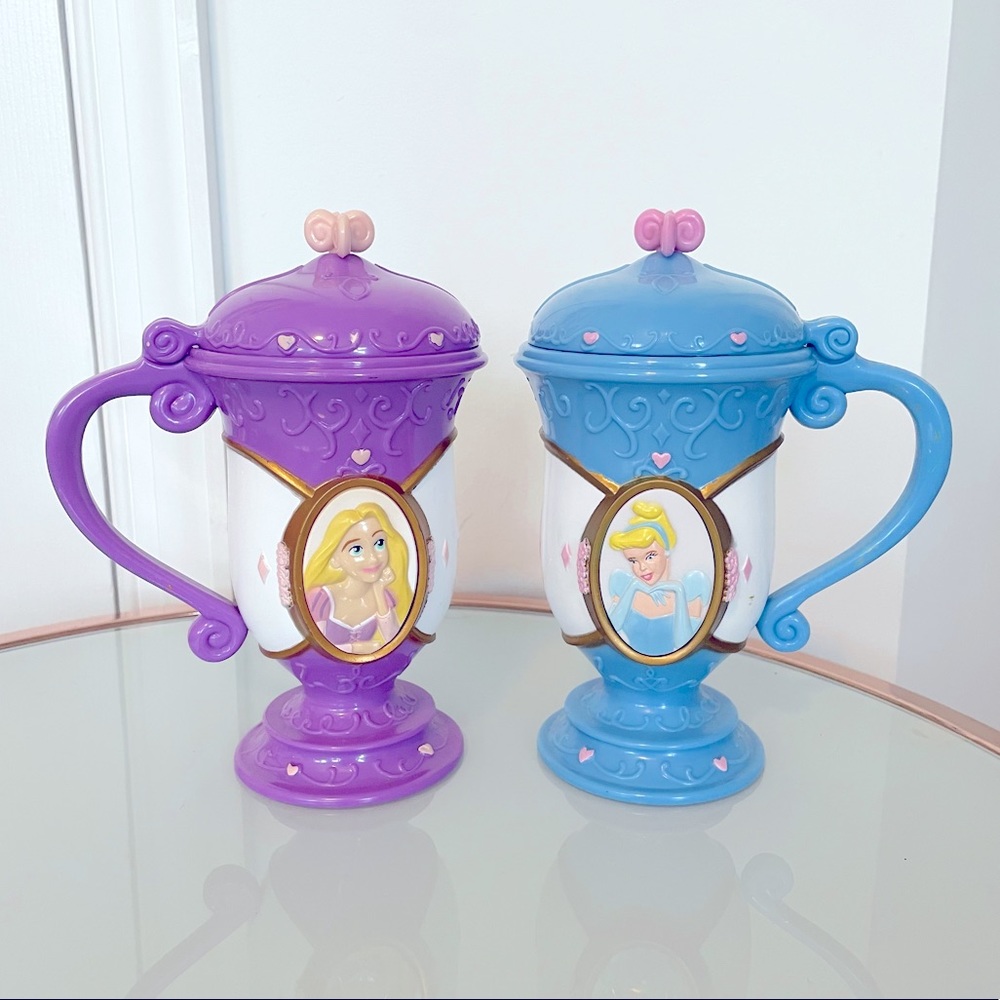 ✨Rapunzel 💜 & Cinderella💙 Disney on Ice snack cups✨
